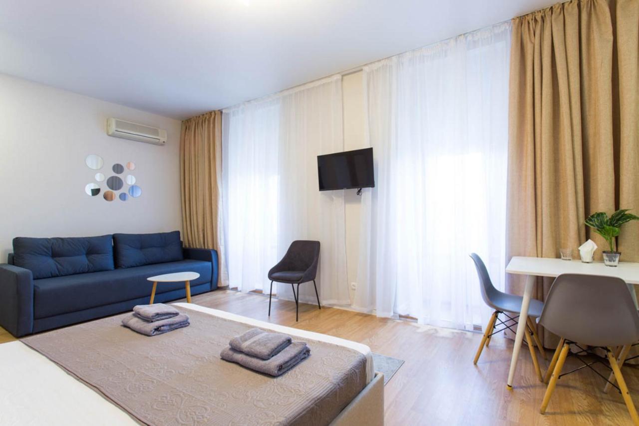 New Apartment In The Center - Gimnasiyna Naberezhna 24A-12 Charkov Buitenkant foto